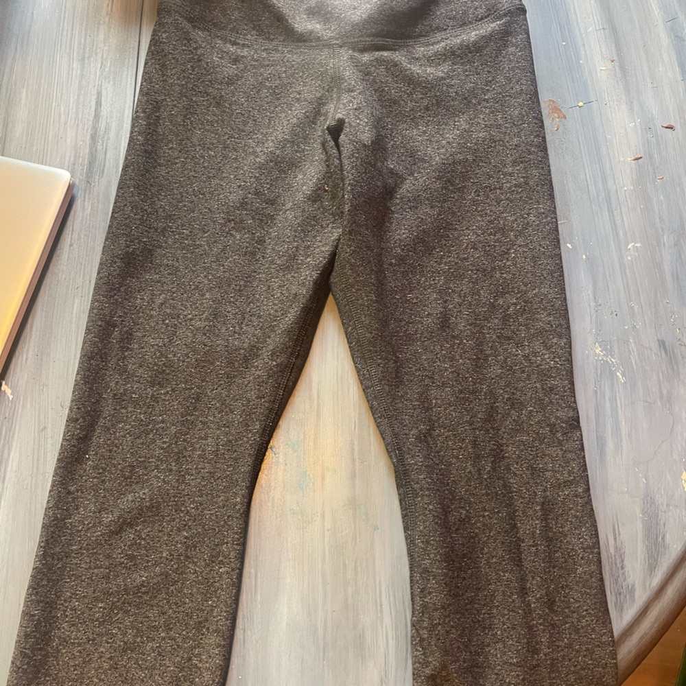 Nike 3/4 length leggings small